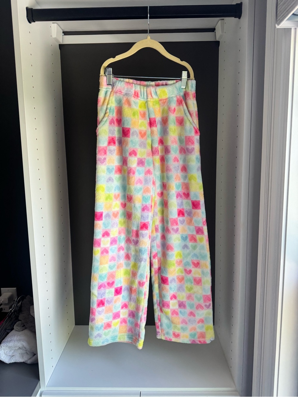 Limeapple Love More Girls Plush Loungewear Pants - Multicolor 10/12